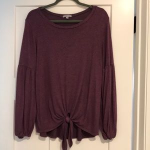 Soft + cozy balloon sleeve tie from top